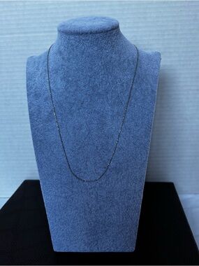 Lia Sophia Thin silver tone Chain Necklace 16-20 inch